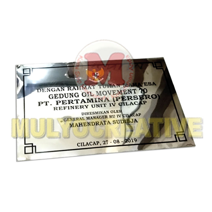 Buat Label Plat Plat Prasasti Peresmian Gedung Oil Movement